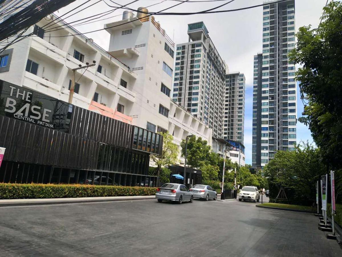 The Base Pattaya Aparthotel ภายนอก รูปภาพ