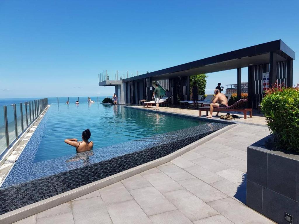 The Base Pattaya Aparthotel ภายนอก รูปภาพ
